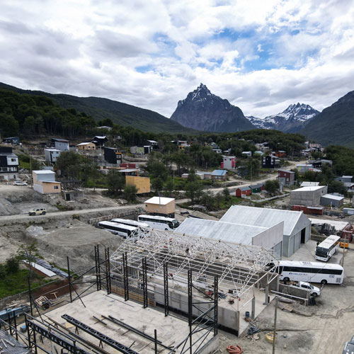 GALPÓN EN BARRIO AKAR