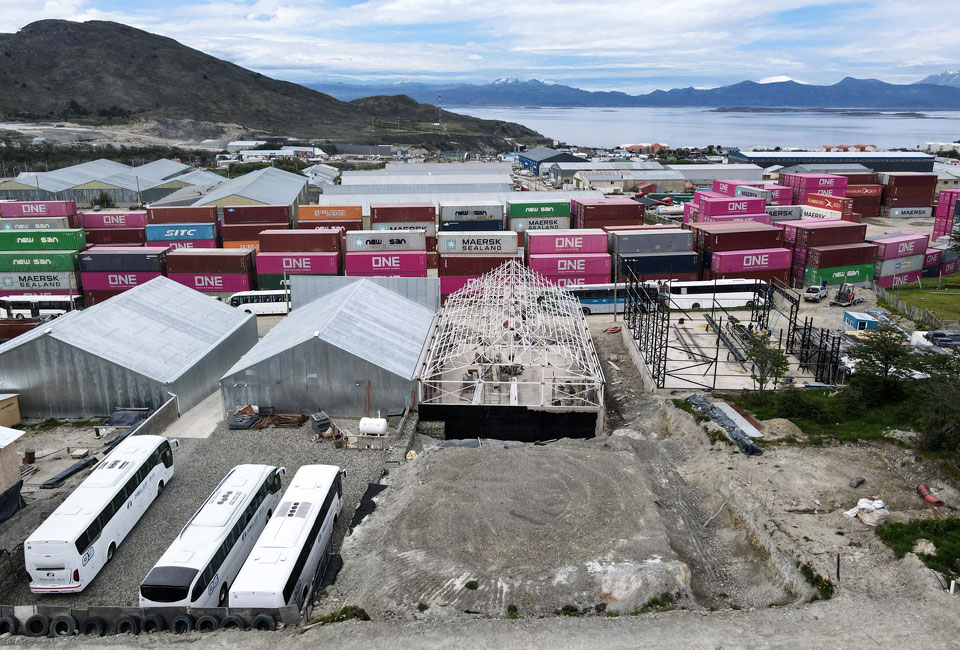 GALPÓN EN BARRIO AKAR
